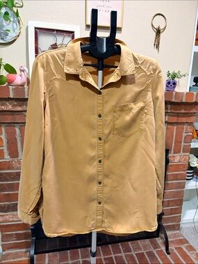 Old Navy Women's Button-Down Shirt in Mustard